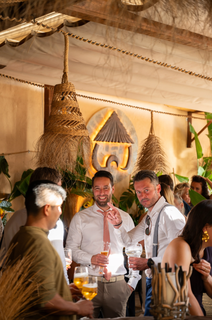 Event Photography in Marbella, restaurant mingle.